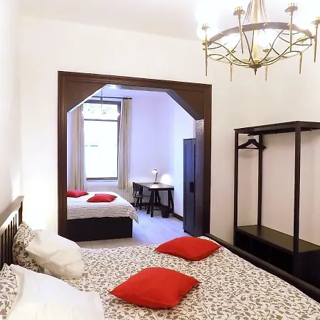 Maison Roosevelt - Airport - Ideal Families * Charleroi