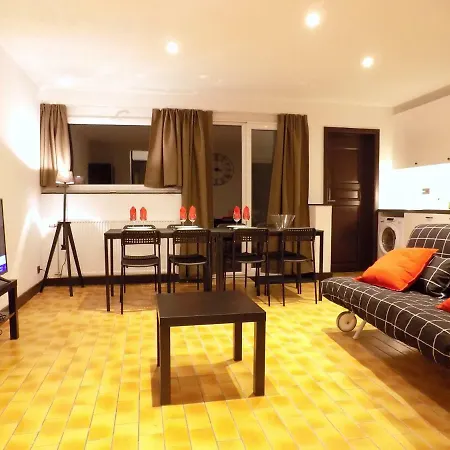 Maison Roosevelt - Airport - Ideal Families Апартаменты *