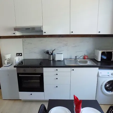 Maison Roosevelt - Airport - Ideal Families Apartman *